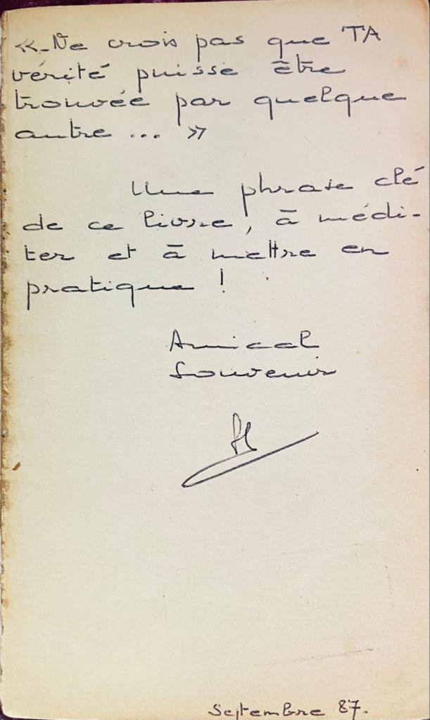 Peu de livres changent une vie, et quand ils la changent, c’est pour toujours.
Christian Robin
Il y a plus de trente-c...